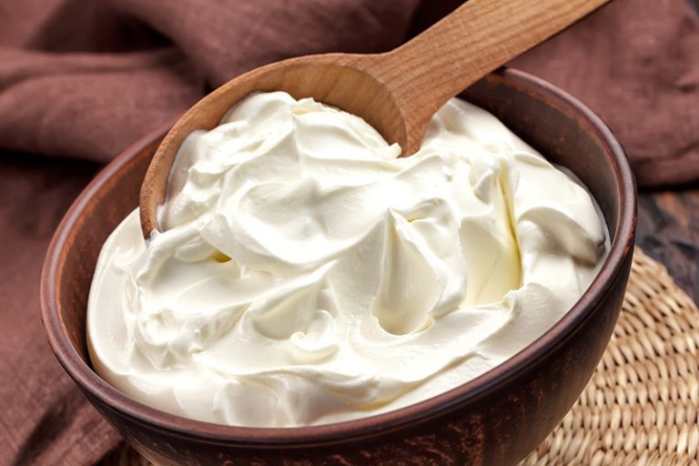 How to make a sour cream with kefir grains? - Milky Day Blog
